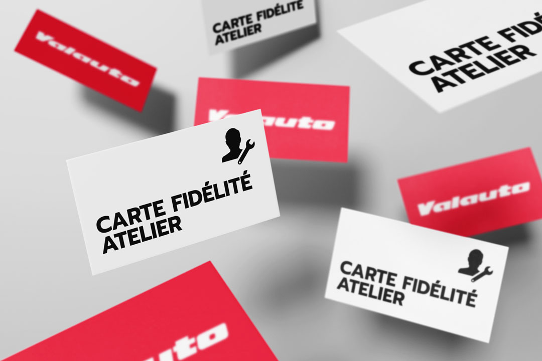 Flying_Business_Cards_Mockup